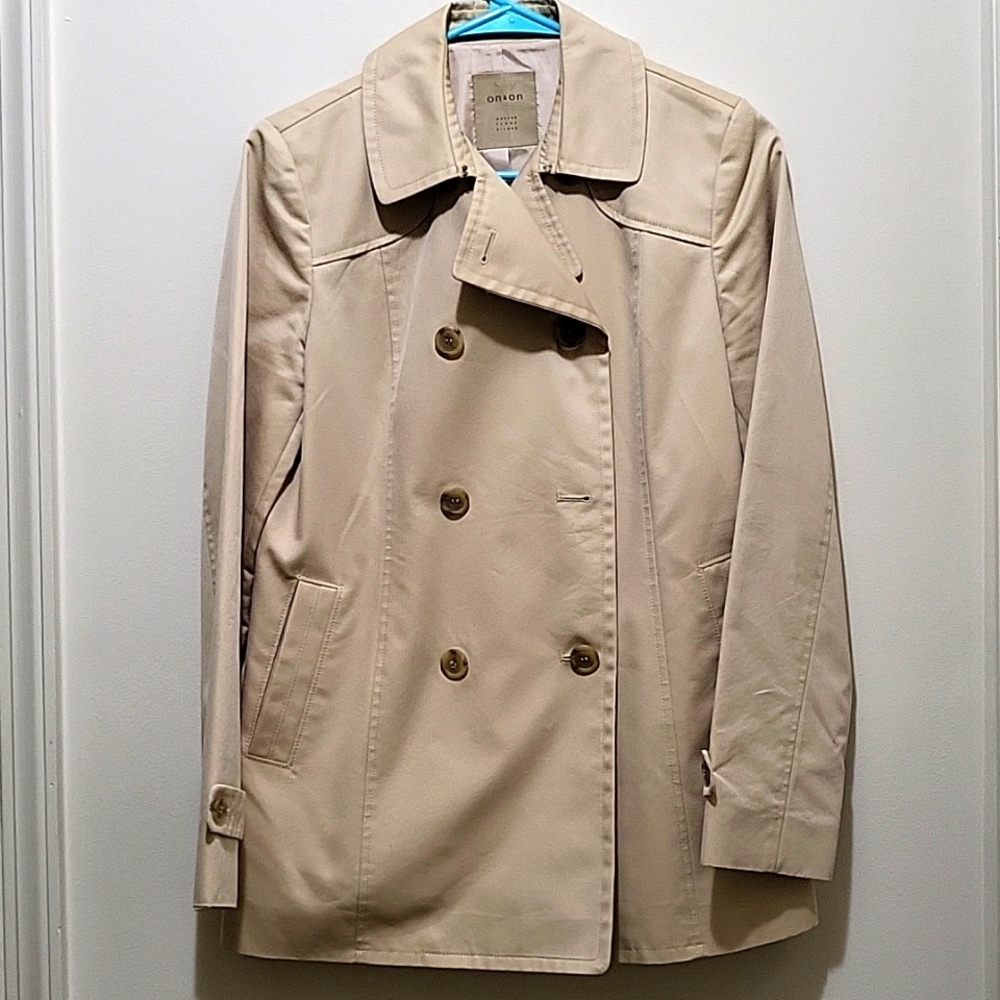 On & On short trench coat S